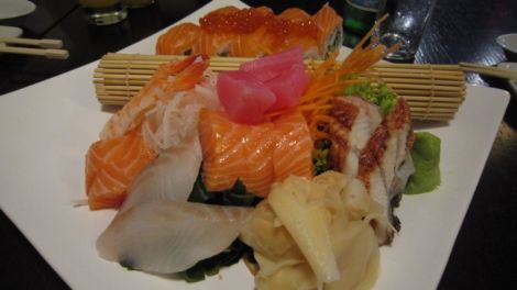 Assortiment de sushi et d'unagi